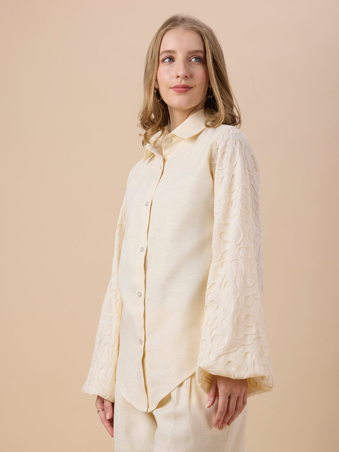CLARA IN EMBROIDERED BALLOON SLEEVES SHIRT CREAM