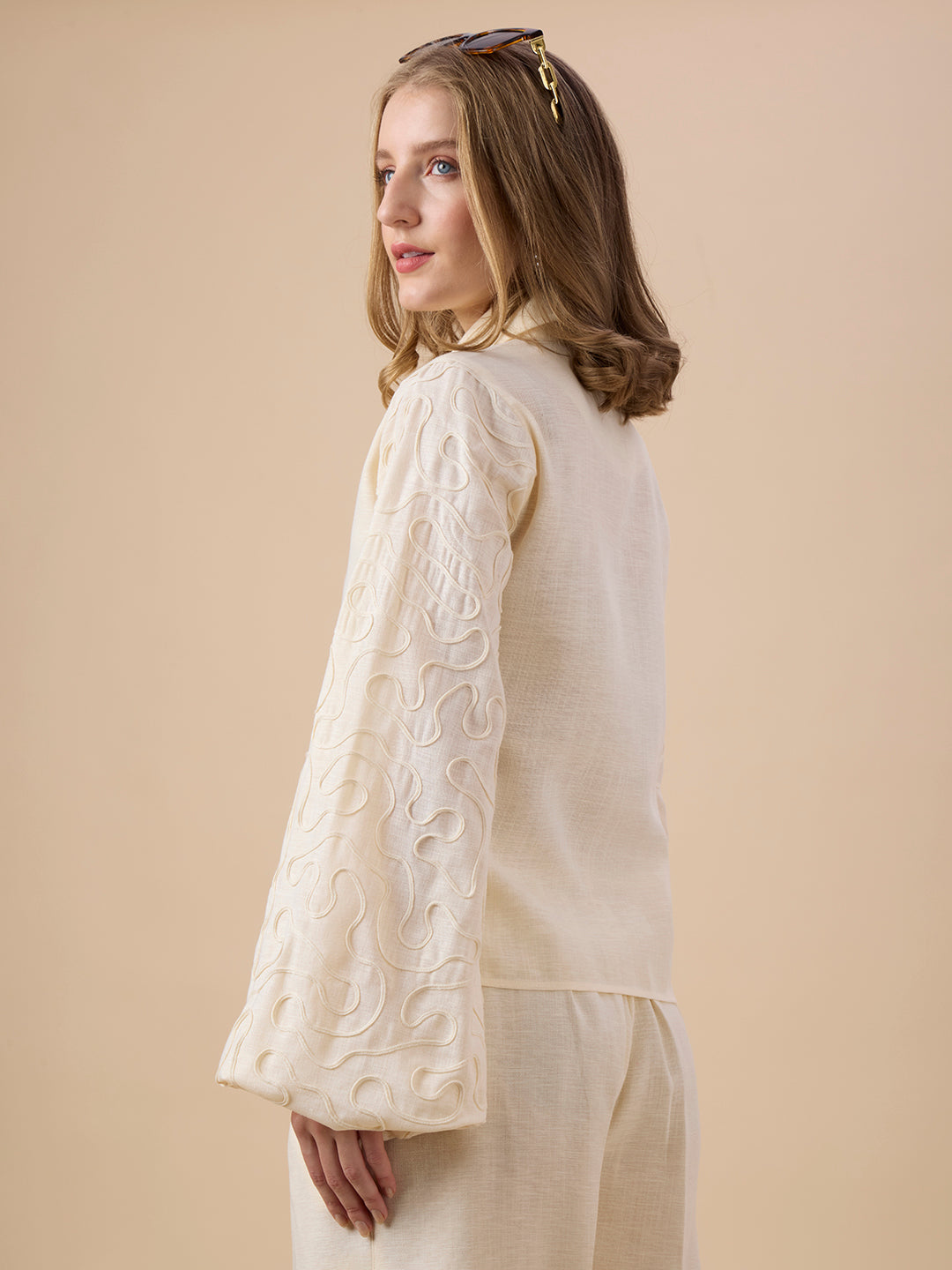CLARA IN EMBROIDERED BALLOON SLEEVES SHIRT CREAM