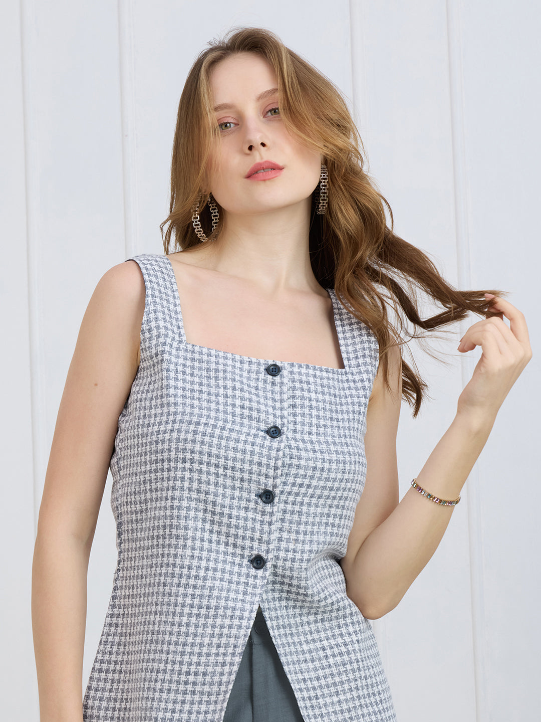 ZIYA IN GREY COLOR SLEEVELESS TOP
