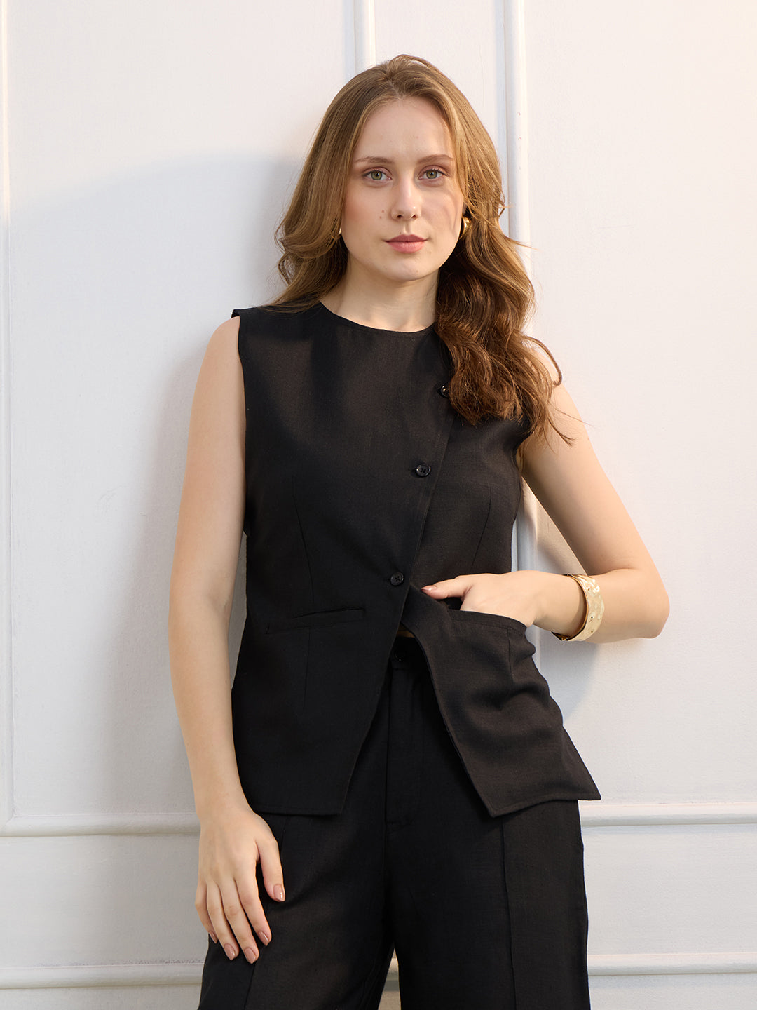 SASHA IN BLACK WAISTCOAT