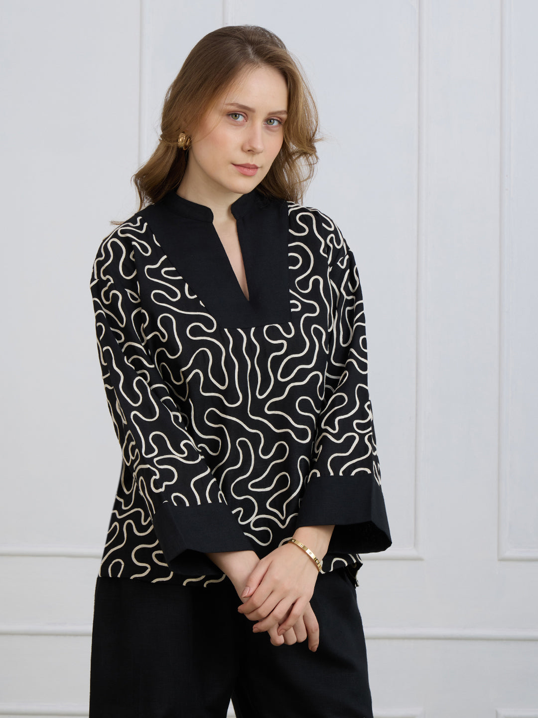 PAIGE IN BLACK COLOR EMBROIDERED TOP