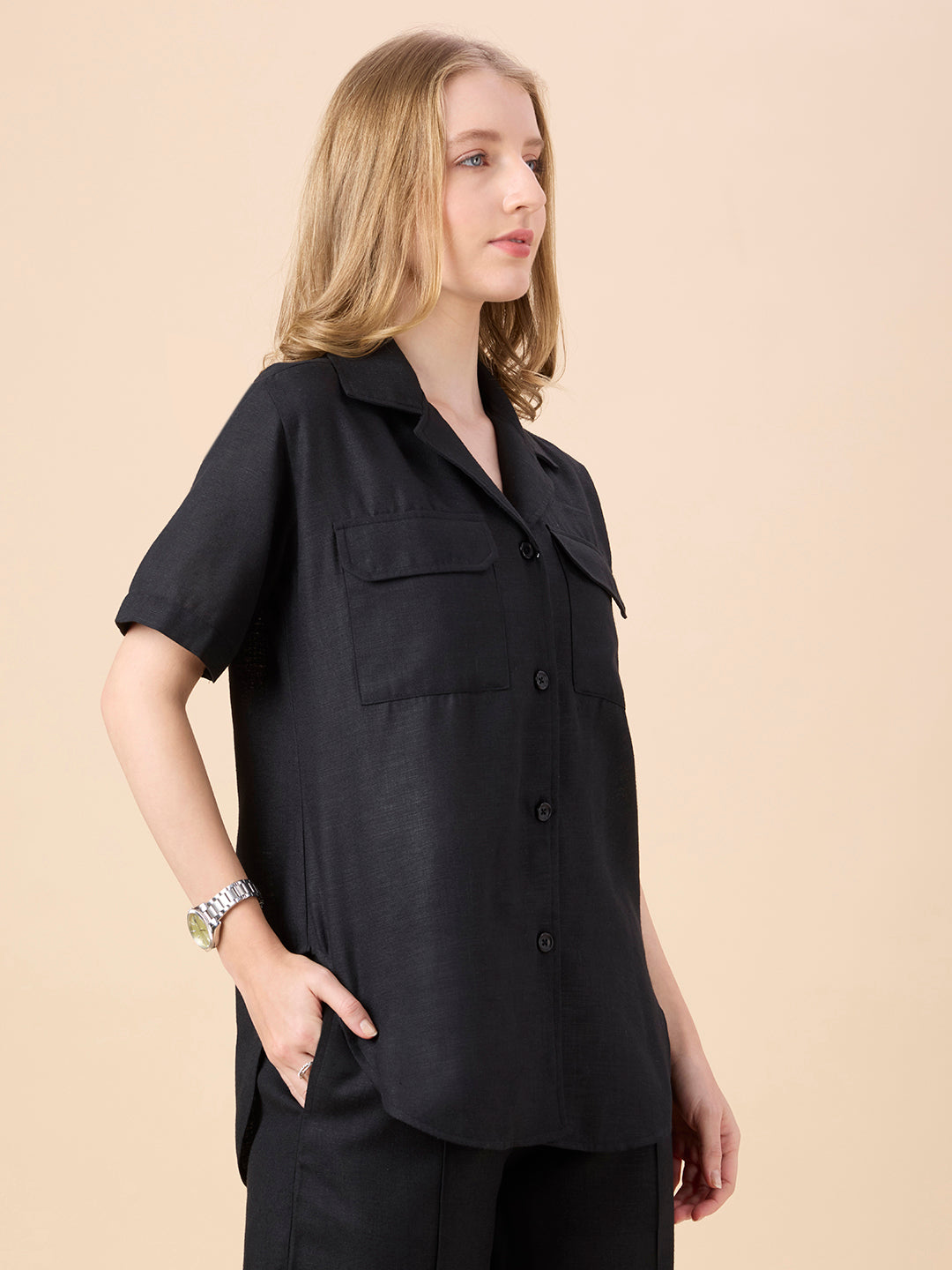 TAYLOR IN CAMP-COLLAR SHIRT WITH POCKETS BLACK