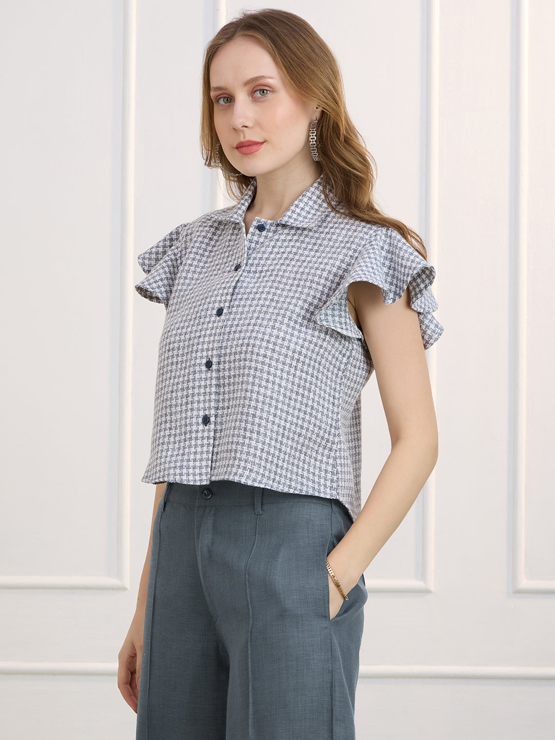 MASHA IN GREY SHORT LENGTH SHIRT